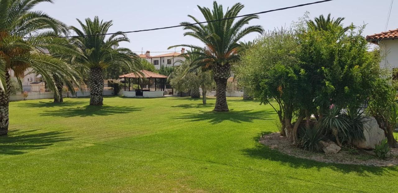 Molino Villa Никити Екстериор снимка